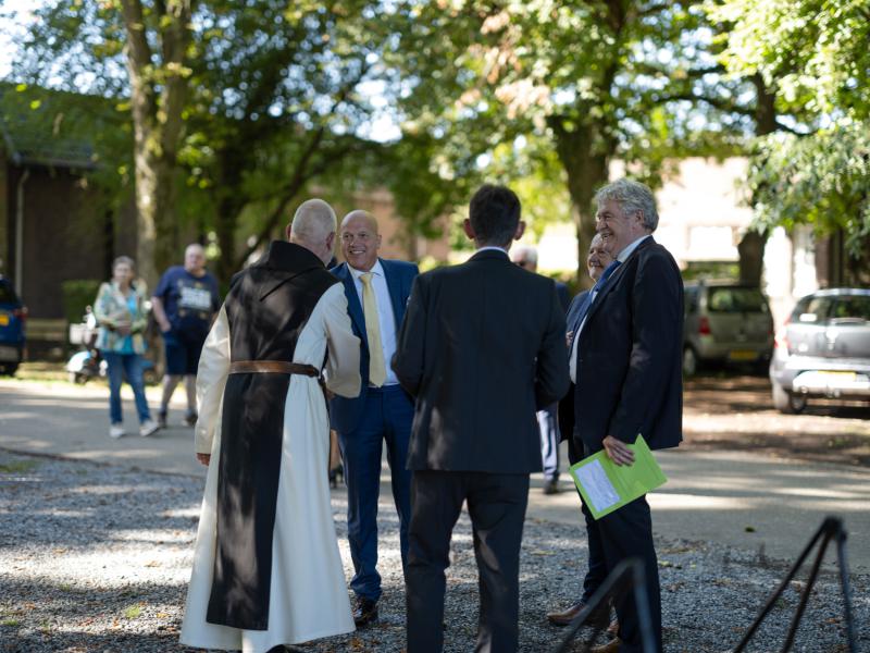 ../public/images/images/fotos/2023/Op Vleugels Der Vrijheid - 24 sept 2023 - 023.jpg